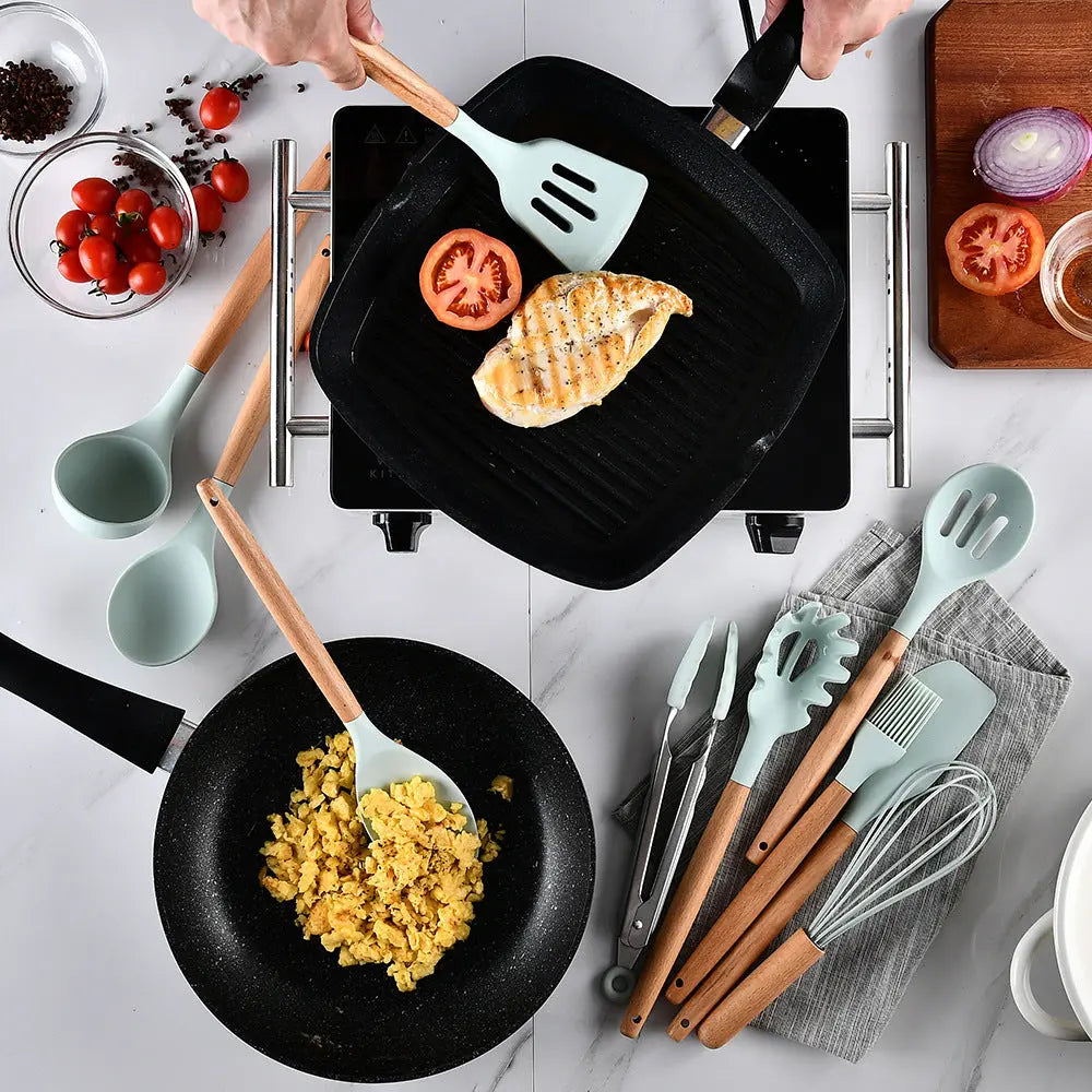 Silicone Kitchenware With Wooden Handle null