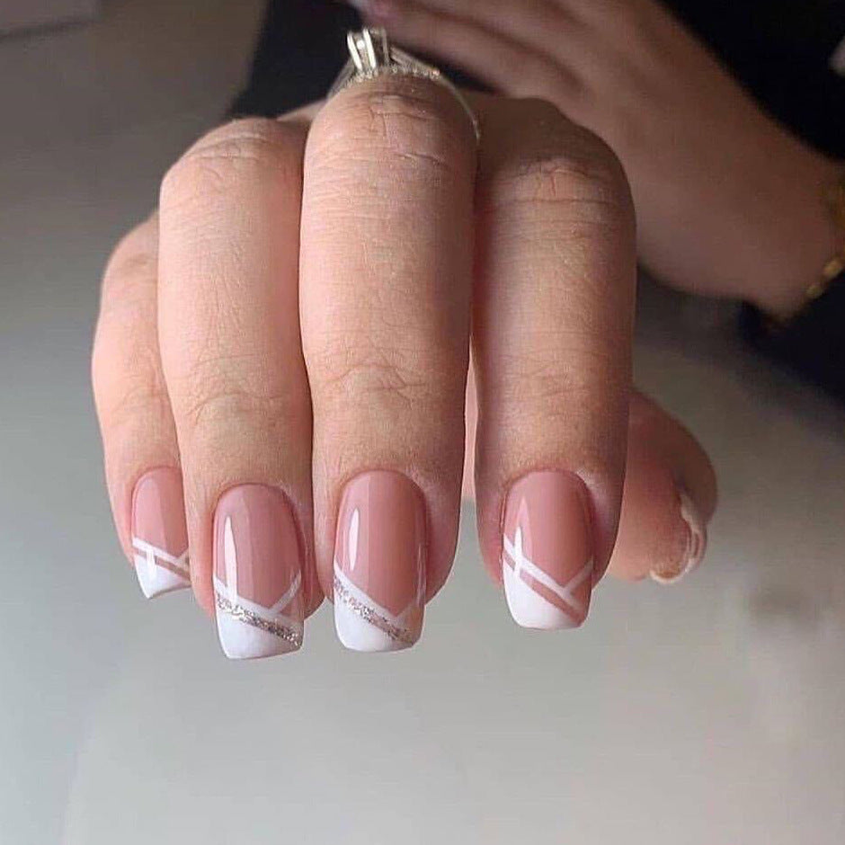 Oblique French Simple Wearing Manicure Finished Fake Nails null Oblique French Simple Wearing Manicure Finished Fake Nails Oblique French Simple Wearing Manicure Finished Fake Nails